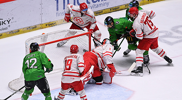 ONLINE: Lídr hraje s Boleslaví, Hradec v Plzni zvyšuje. Litvínov ztrácí s Libercem