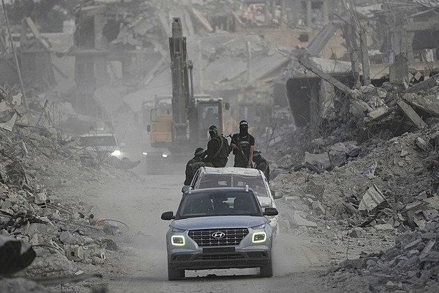 ANALÝZA: Schyluje se k velké bitvě o Gazu. Dostane Hamás razítko, nebo rakety?