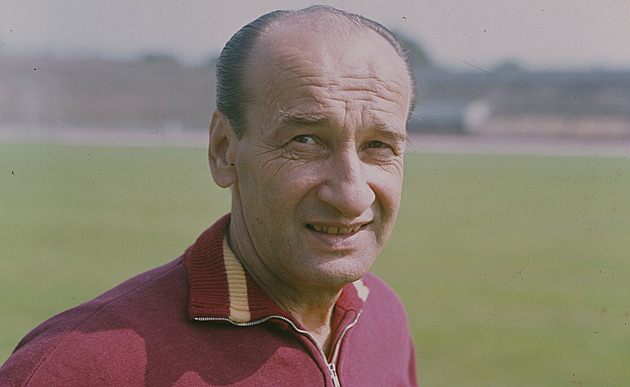 Jarda, Basinek, Napoleon. Jak se u sklenky koňaku zrodila česká legenda v Legii