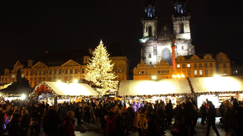 Nejezděte na vánoční trhy do Prahy, varují v Německu turisty. Důvodem je epidemie žloutenky