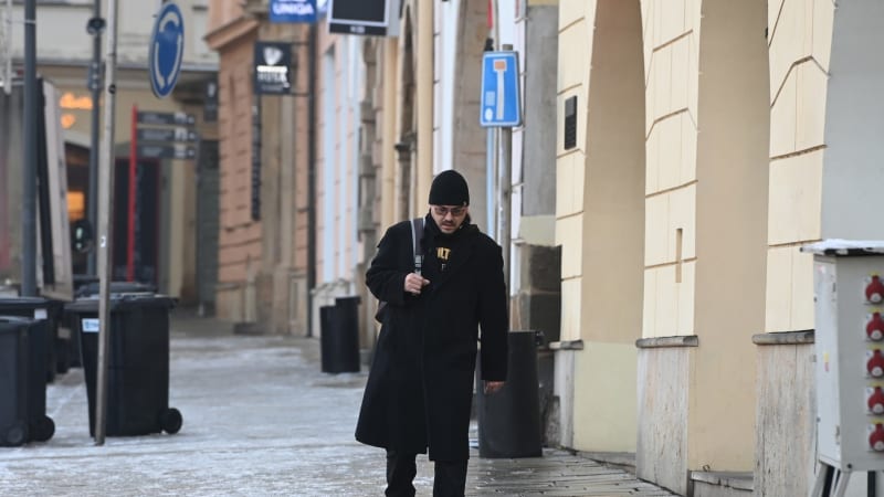 Nová VÝSTRAHA meteorologů: Ledovka se posouvá do Čech. Dorazí i velká chumelenice