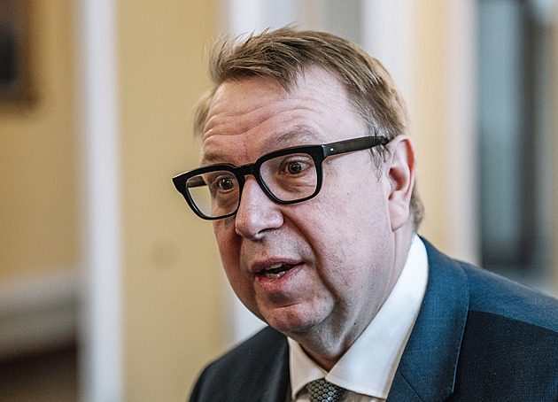 Vláda jedná o modernizaci letiště v Čáslavi, na kterém budou letouny F-35