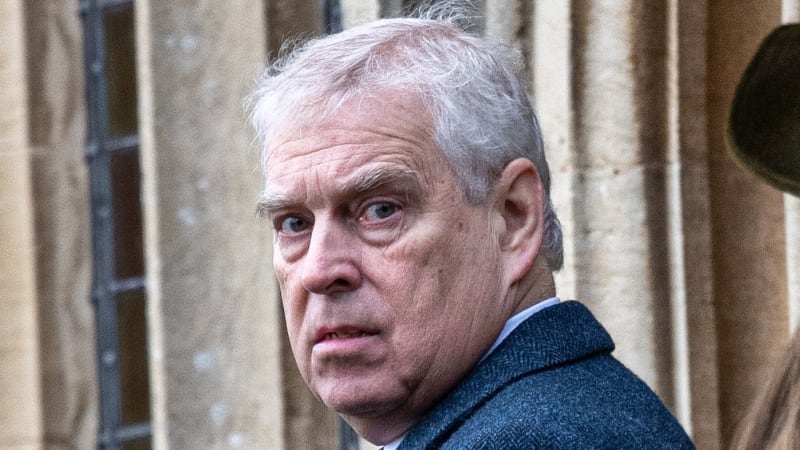 Skandál v Británii: Policie zatkla králova bratra prince Andrewa