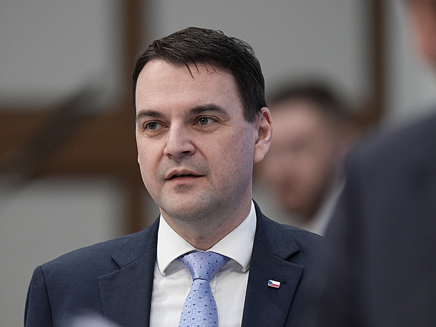 Macinka radí Západu, jak přežít. Napsal komentář pro velký americký deník