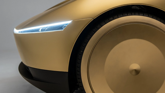 Tesla vyrábí hi-tech trabant bez krabice. Je to revoluce i noční můra