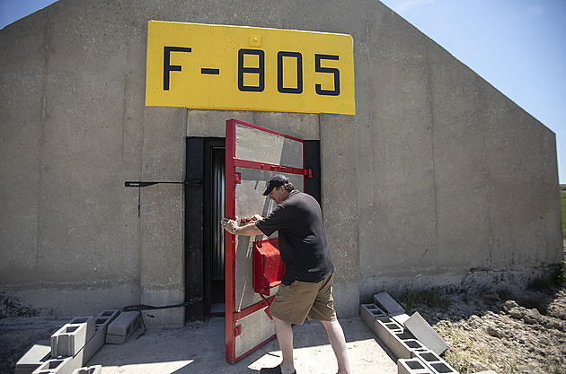 Váš strach, náš byznys. Bunkry jsou hit, v Dakotě z nich postavili celé město