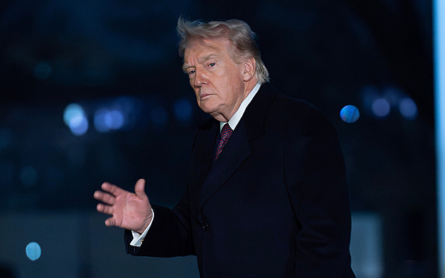 Vyřídíme Írán, pak Kubu. Buď dohoda, nebo uděláme, co je třeba, řekl Trump