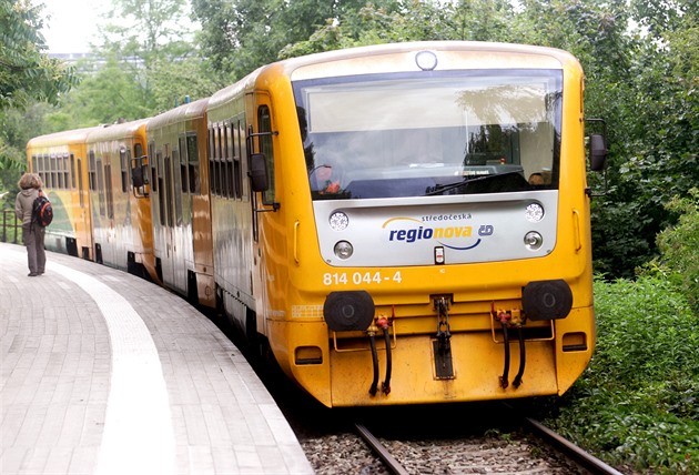 Razantní zdražení i škrtání spojů. Kraj varuje před důsledky novely o DPH