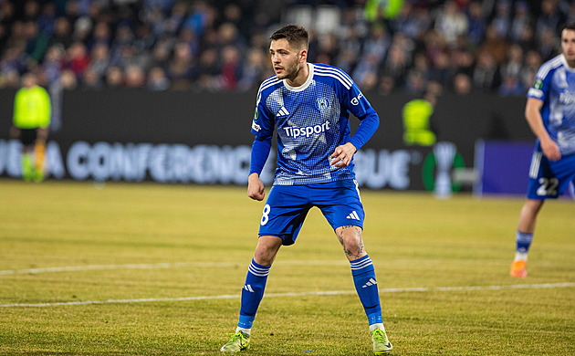 Nový rodinný strop. Spáčil v zápase svého života exceloval, zase ho ale čeká lavička