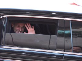 Macronova Francie otáčí kormidlem. Vládní systémy opouštějí Windows