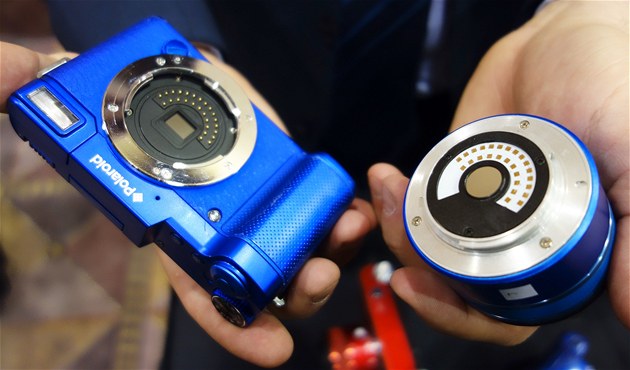 Nová technologie čipů má za cíl odhalovat deepfake už u zdroje