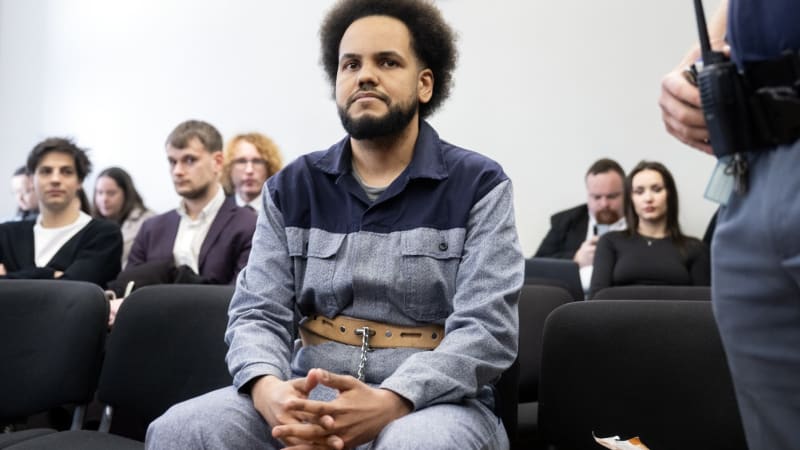 Soud s Ferim kvůli znásilnění jde do finále. Exposlanec chtěl z jednání vyloučit veřejnost