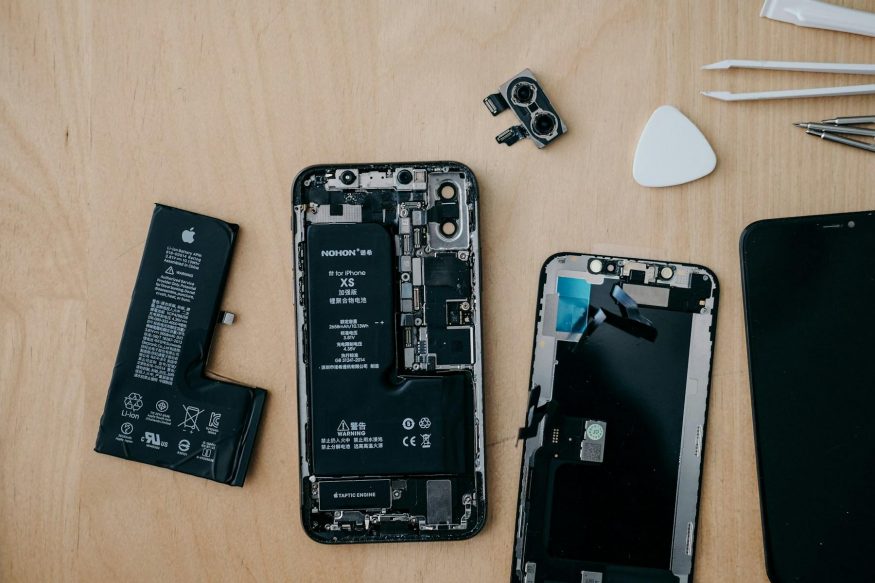 Nové „právo na opravu“ začne platit už v létě. Co to pro vás znamená a jak vám pomůže při reklamaci telefonu?