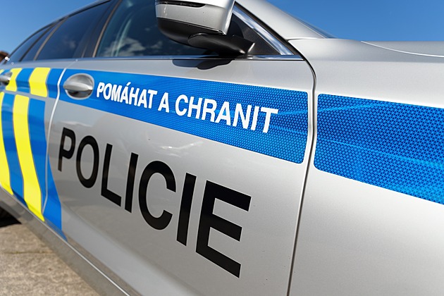 Chci pryč ze světa, psal pohřešovaný teenager. Našli ho v nákupním centru