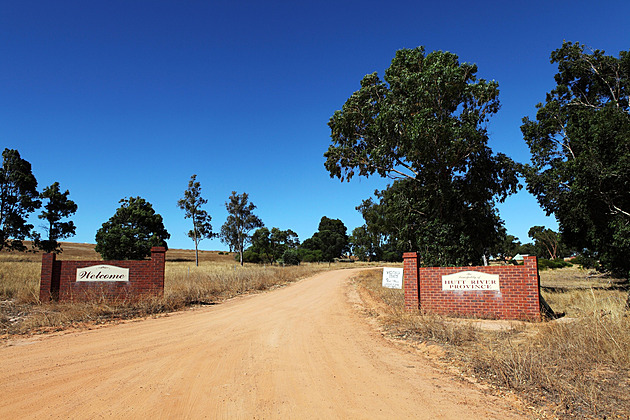 Farmář vyhlásil válku Austrálii i vlastní stát. Vzdorovat vydržel půl století