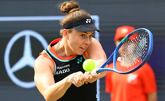 Tenis ONLINE: Nosková ve finále v Berlíně vede, Bouzková získala čtvrtý titul