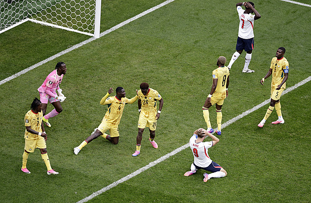 Anglie - Ghana 0:0, dlouho nuda, v závěru břevno a z dorážky selhal Kane
