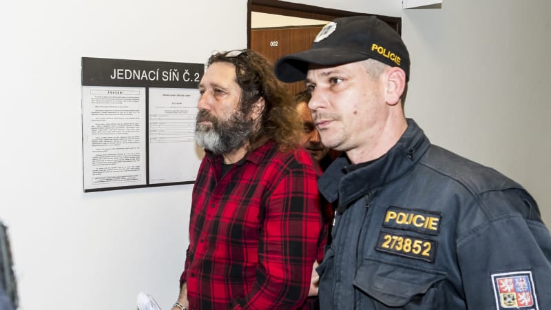 Bývalý místostarosta Lovosic má jít do vězení. Soud ho potrestal za pokus o zabití a podvod