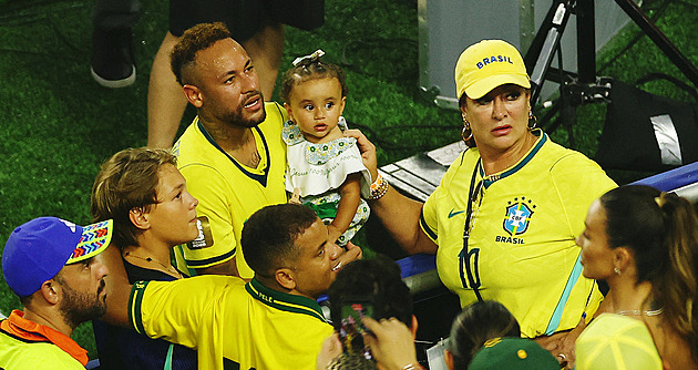 Dojatý Neymar. Brazilský fotbalista se zúčastnil baletního vystoupení malé dcery