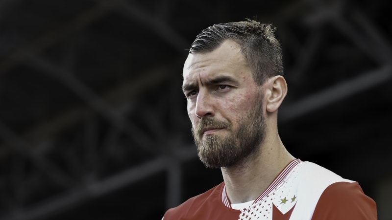 GLOSA: Zákeřný Chorý se nezmění, změnit se musí VAR