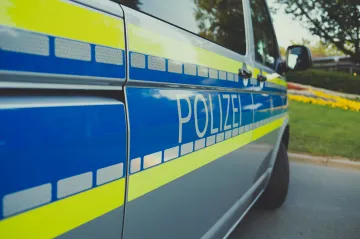 Německá policie zadržela Iráčana, chtěl podle ní zaútočit na kostel