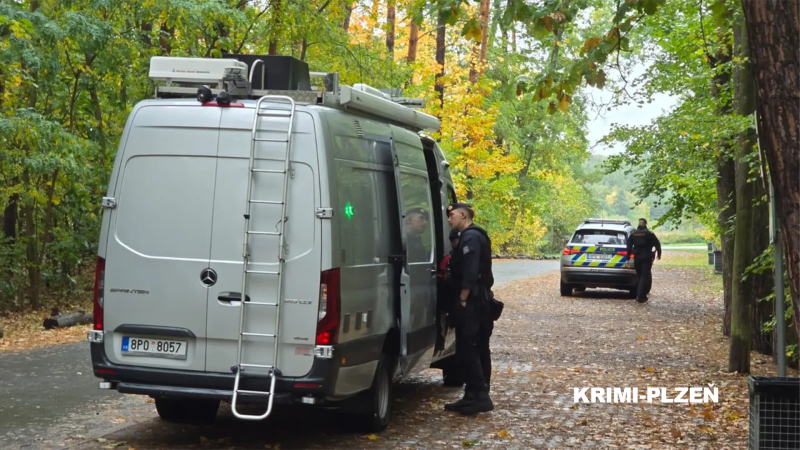 Pobodání běžkyně v Plzni: Policie má podezřelého, případ nově šetří jako pokus o vraždu