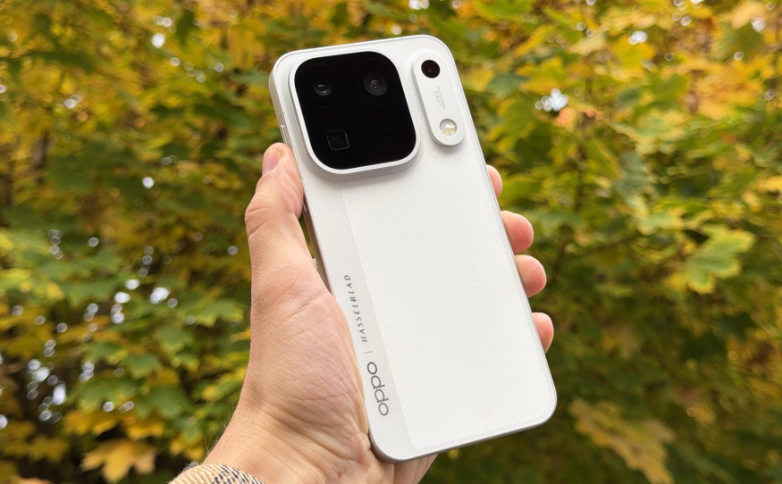 První na světě se třemi 200Mpx fotoaparáty. Oppo Find X10 Pro Max je tady