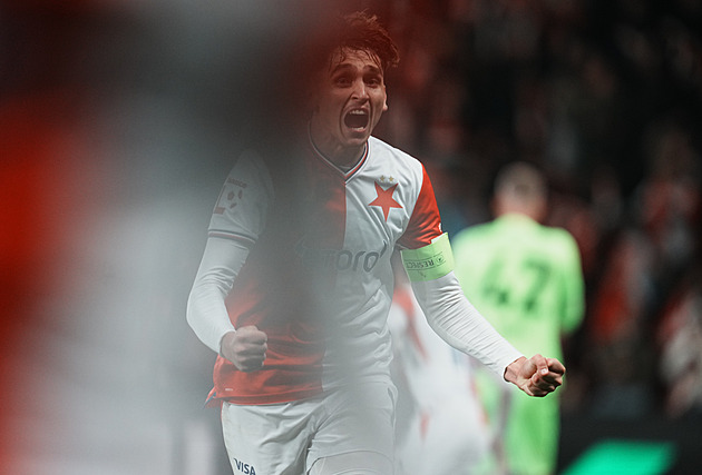 ONLINE: Slavia - Zbrojovka, opět chytá Domčak, v základu i Konečný či Suleiman